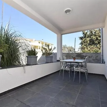 By The Sea - 18779 Apartamento Murter