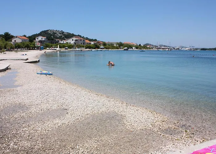 By The Sea - 18779 Муртер